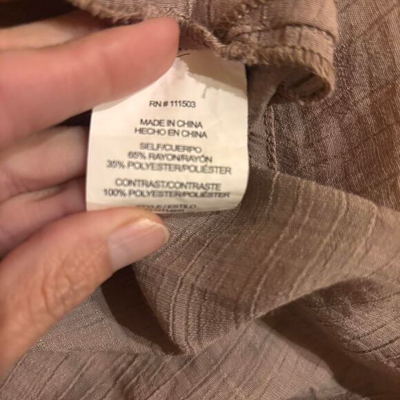 Fig and flower medium embroidered womens blouse - Picture 5 of 8